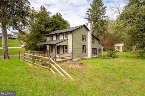 371 Oxford Rd, Oxford, PA 19363