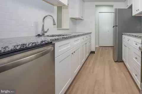 Kitchen - 71 Drummers Ln, Wayne, PA 19087 photo 3 of 4
