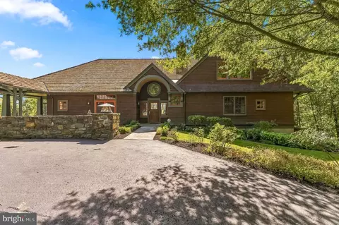 895 Copes Ln, West Chester, PA 19380