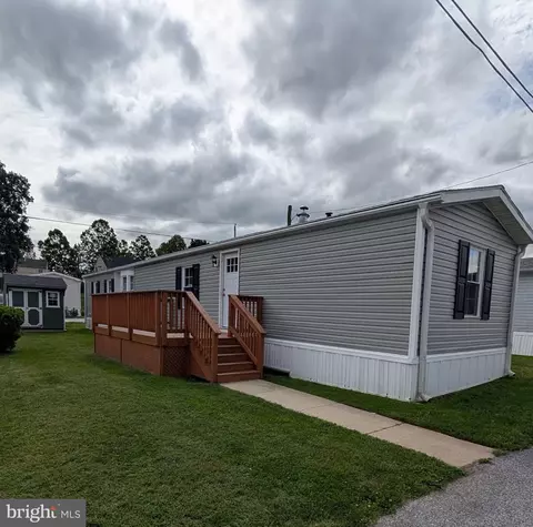 9 Fleming Dr, Coatesville, PA 19320