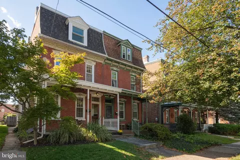 522 Gay St, Phoenixville, PA 19460