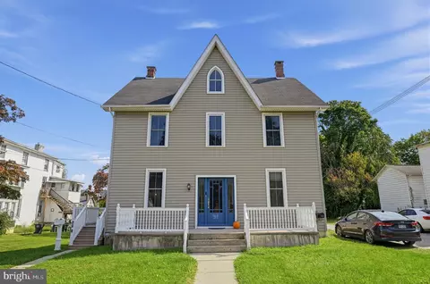 45 N 3rd St #1, Oxford, PA 19363