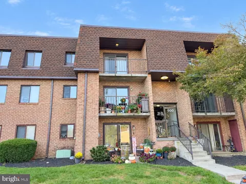 524 Valley Dr #524, West Chester, PA 19382