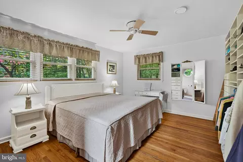 Bedroom - 59 Lakeside Ave, Devon, PA 19333 photo 1 of 2