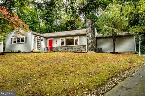Exterior - 59 Lakeside Ave, Devon, PA 19333 photo 8 of 8