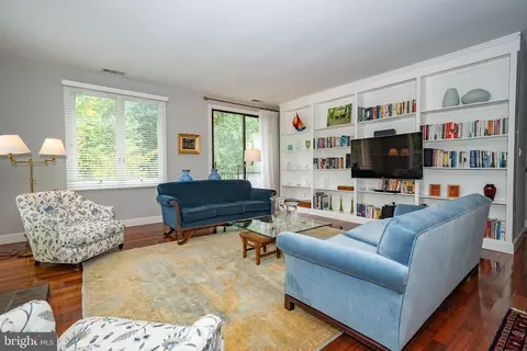 Living - 17 Gevrey #17, Devon, PA 19333 photo 2 of 2