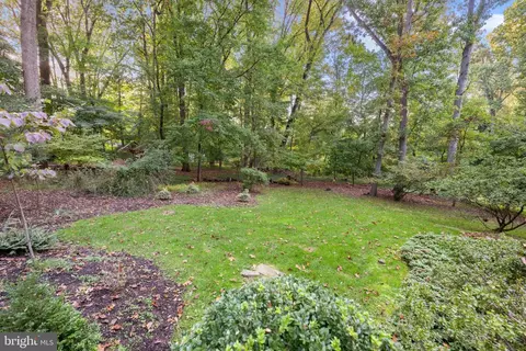 Exterior - 770 Hedges Ln, Wayne, PA 19087 photo 6 of 10