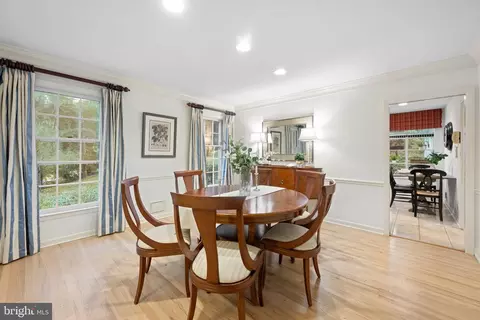 Dining - 770 Hedges Ln, Wayne, PA 19087 photo 2 of 3