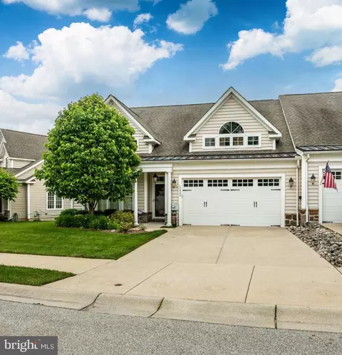 1045 Balfour Cir, Phoenixville, PA 19460