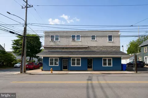 351 W 1st Ave, Parkesburg, PA 19365
