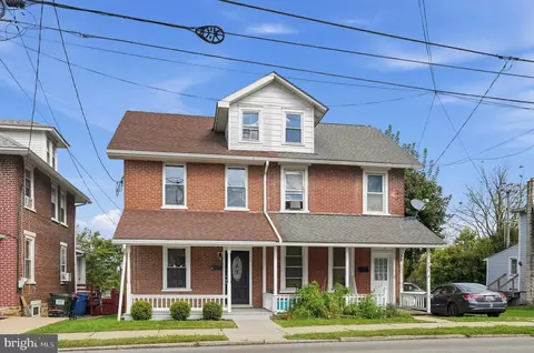 545 Market St, Oxford, PA 19363