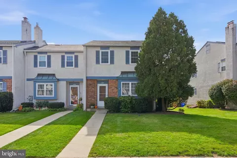 1909 Diane Cir, Phoenixville, PA 19460