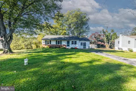 115 Highland Dr, Coatesville, PA 19320