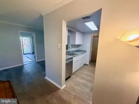 Entry Way - 443 Drummers Ln #443, Wayne, PA 19087 photo 3 of 15