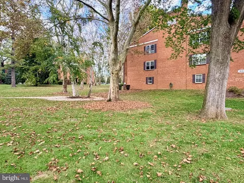 Exterior - 443 Drummers Ln #443, Wayne, PA 19087 photo 7 of 11