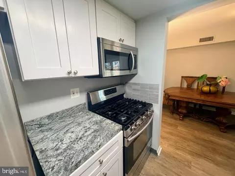 Kitchen - 443 Drummers Ln #443, Wayne, PA 19087 photo 3 of 5