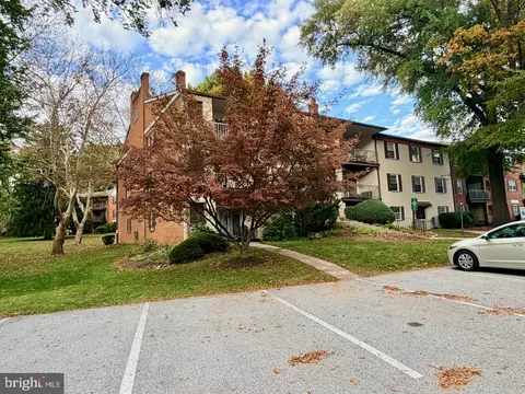 Exterior - 443 Drummers Ln #443, Wayne, PA 19087 photo 6 of 11