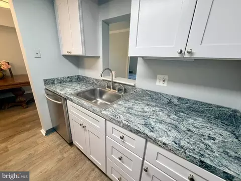 Kitchen - 443 Drummers Ln #443, Wayne, PA 19087 photo 5 of 5