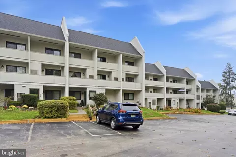 486 Summit House #486, West Chester, PA 19382