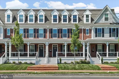 734 S Matlack St, West Chester, PA 19382