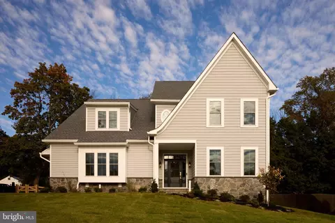 2 Martins Ln, Berwyn, PA 19312