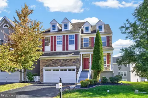 320 Dartmouth Rd, Chester Springs, PA 19425