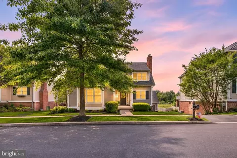 435 Fairmont Dr, Chester Springs, PA 19425