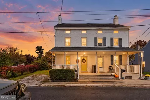 51 E Grant St, Phoenixville, PA 19460