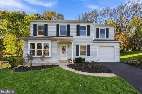 1316 Blair Cir, Downingtown, PA 19335