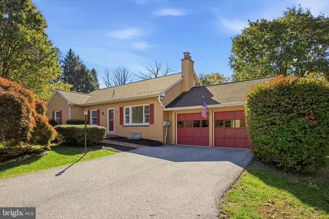 1024 Providence Rd, Newtown Square, PA 19073