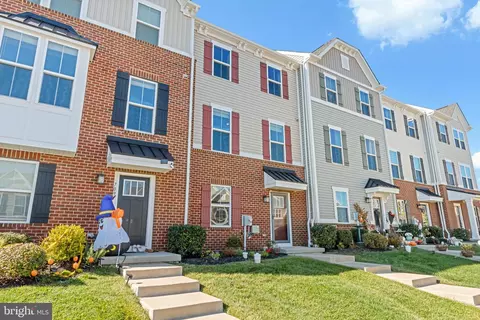 711 Quarry Point Rd, Malvern, PA 19355