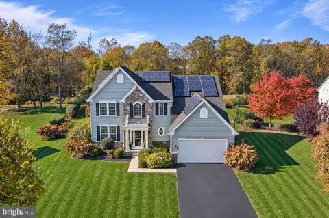 87 Inniscrone Dr, Avondale, PA 19311