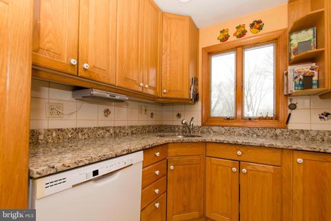 305 Landsende Rd, Devon, PA 19333 photo 13