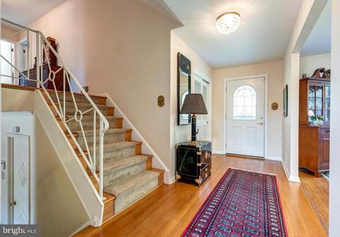 1483 Lexington Ln, Wayne, PA 19087 photo 2