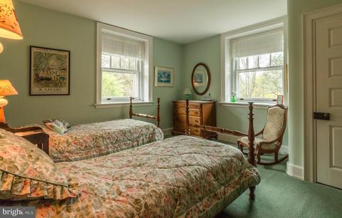 501 S Waterloo Rd, Devon, PA 19333 photo 23