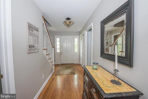 610 Timber Ln, Devon, PA 19333 photo 3