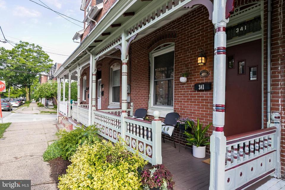 341 Washington Ave, Phoenixville, PA 19460 33 Photos MLS 