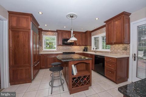 223 Devon Blvd, Devon, PA 19333 photo 12