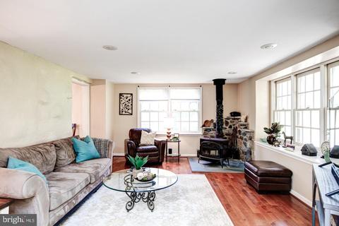 307 Upper Gulph Rd, Strafford, PA 19087 photo 11