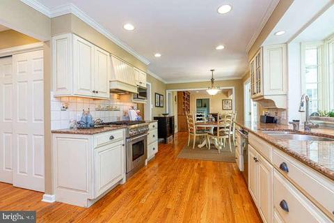 211 S Fairfield Rd, Devon, PA 19333 photo 20