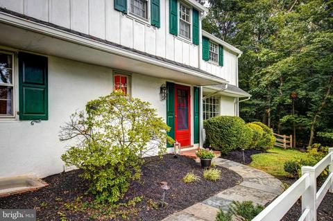 135 Colket Ln, Devon, PA 19333 photo 2