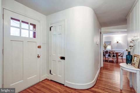 135 Colket Ln, Devon, PA 19333 photo 3