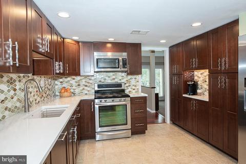 9 Treaty Dr, Chesterbrook, PA 19087 photo 7