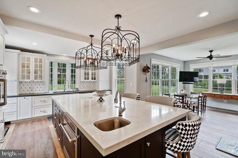 246 Chester Rd, Devon, PA 19333 photo 6