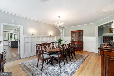 246 Chester Rd, Devon, PA 19333 photo 12