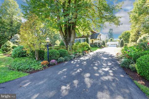 512 Dorset Rd, Devon, PA 19333 photo 1