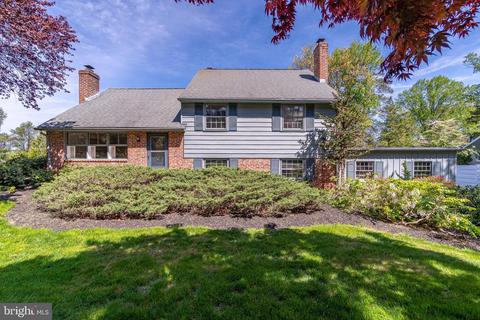 672 Wallace Dr, Wayne, PA 19087 photo 1