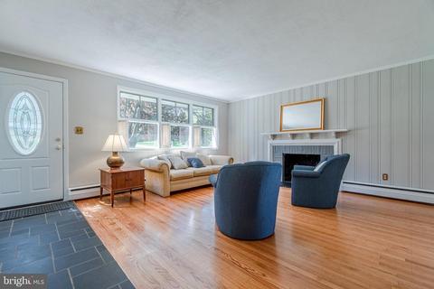 672 Wallace Dr, Wayne, PA 19087 photo 5