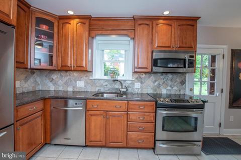 229 Devon Blvd, Devon, PA 19333 photo 13