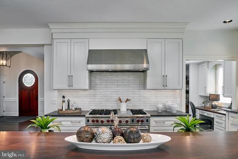 118 Hollister Ln, Devon, PA 19333 photo 9